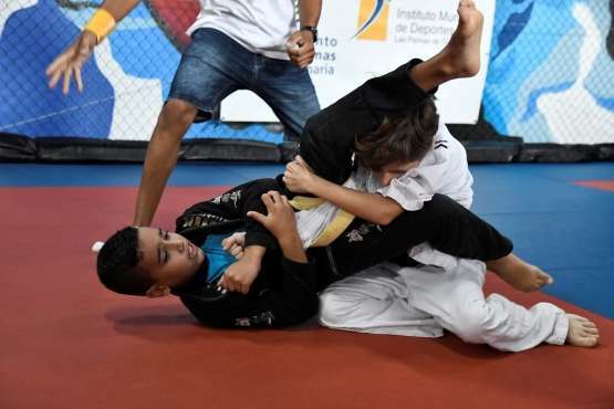 El Club Taz Jinámar participó este sábado en el I Encuentro Joven Brazilian Jiu Jitsu, en la capital grancanaria (Foto TA)